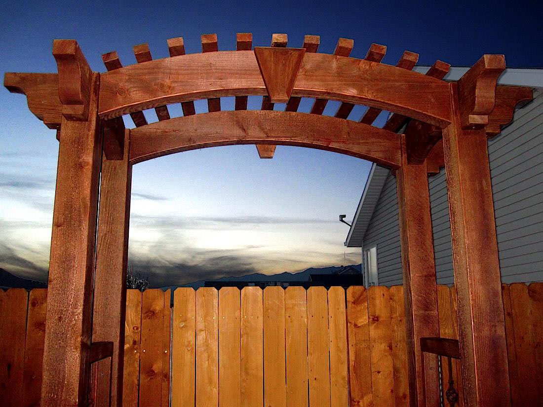 arched garden arbor