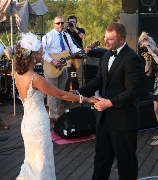 dancing on wedding day outdoors